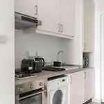 Silkhaus Seaside Studio In Palm Views West Tower